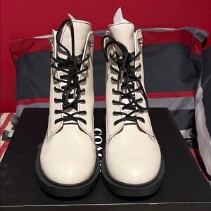 Coach Women's Black and Cream Combat Boots
